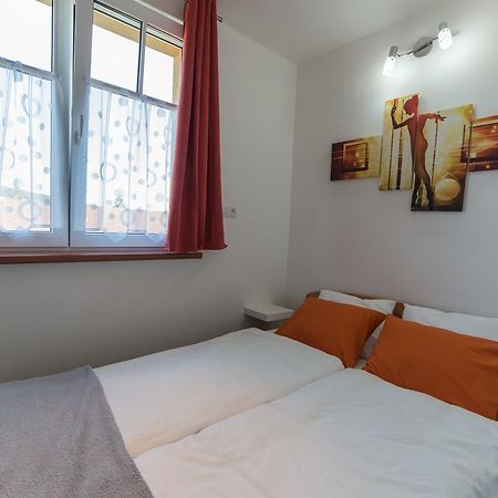 Apartment Andrul Frymburk Buitenkant foto